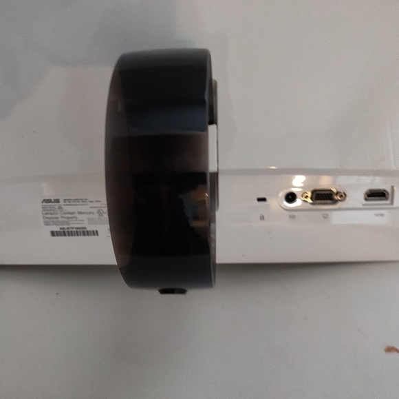 Asus monitor 20x16 - Picture 4 of 4